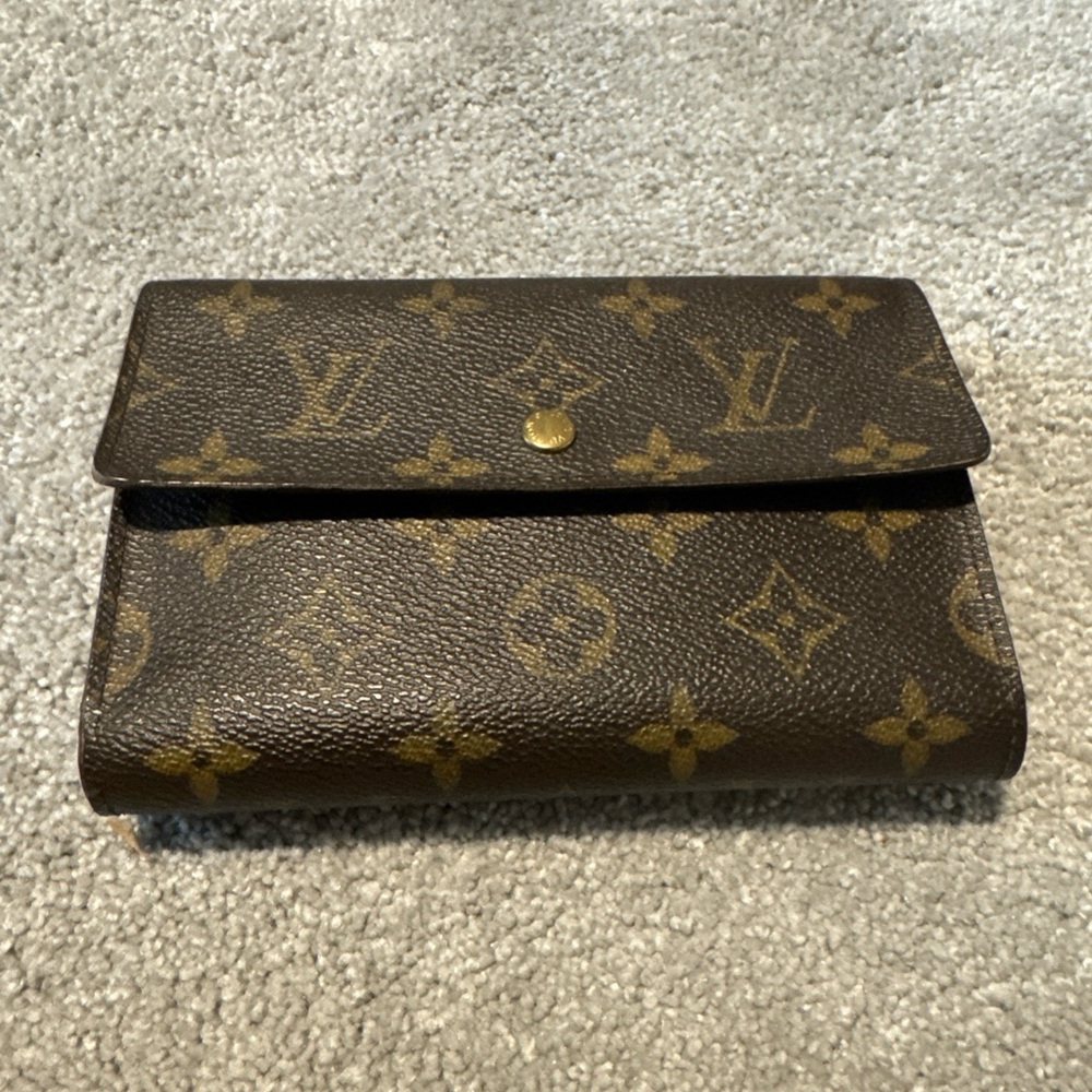 LOUIS VUITTON MONOGRAM PORTE TRESOR INTERNATIONAL WALLET-AUTHENTIC DA